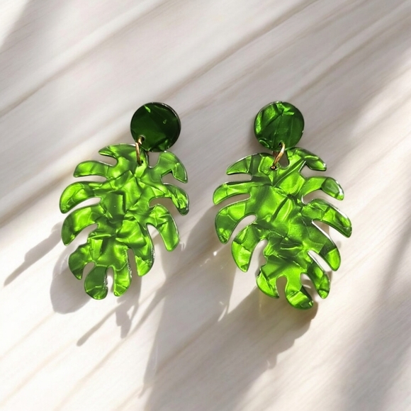 Acrylic Leaf Shape Drop Dangle Earrings - Picture 1 of 2